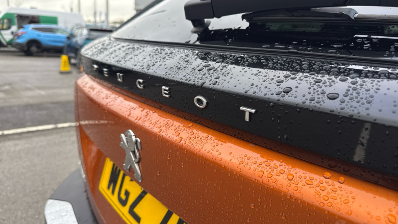 Peugeot 2008 1.5 BlueHDi 110 Allure Premium 5dr Diesel Estate